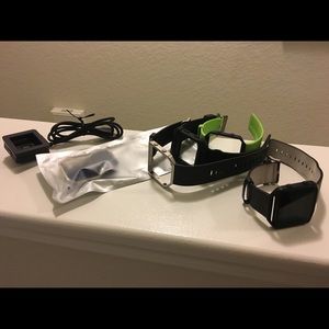 ⚡️Fitbit Blaze with Accessories⚡️